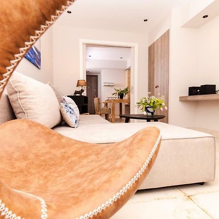 Sweet Suite Flora In Vouliagmeni Athene Buitenkant foto
