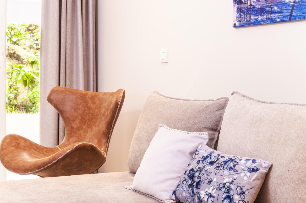 Sweet Suite Flora In Vouliagmeni Athene Buitenkant foto